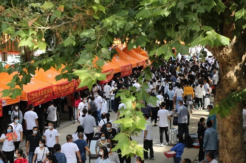 石家莊東華鐵路學(xué)校2023年春季班開始報(bào)名啦！