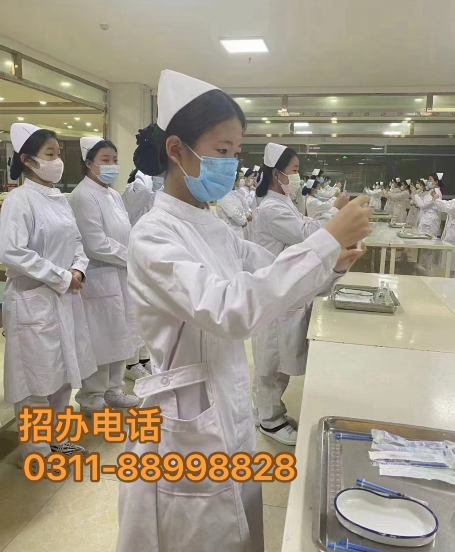 開(kāi)啟醫(yī)護(hù)之路，2025年春季石家莊天使護(hù)士學(xué)校招生簡(jiǎn)章