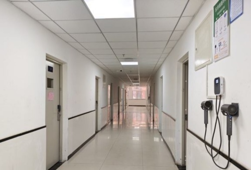 石家莊東華鐵路學(xué)校宿舍能洗澡嗎？